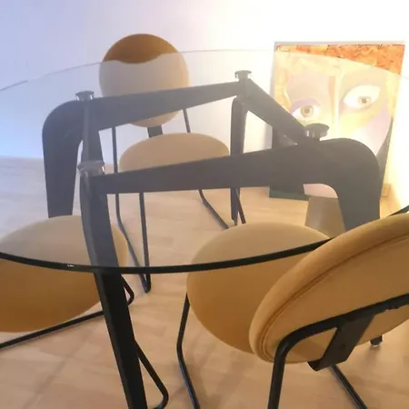 Des Arcades * La Neuveville