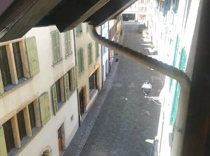 Des Arcades * La Neuveville