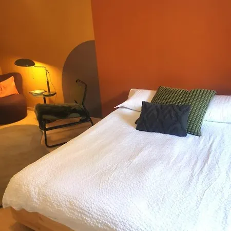 Des Arcades * La Neuveville